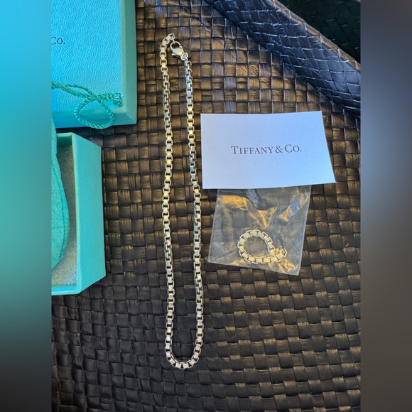 Tiffany & Co. Venetian Link Necklace 15 inch with 2 extra inches - Picture 2 of 5
